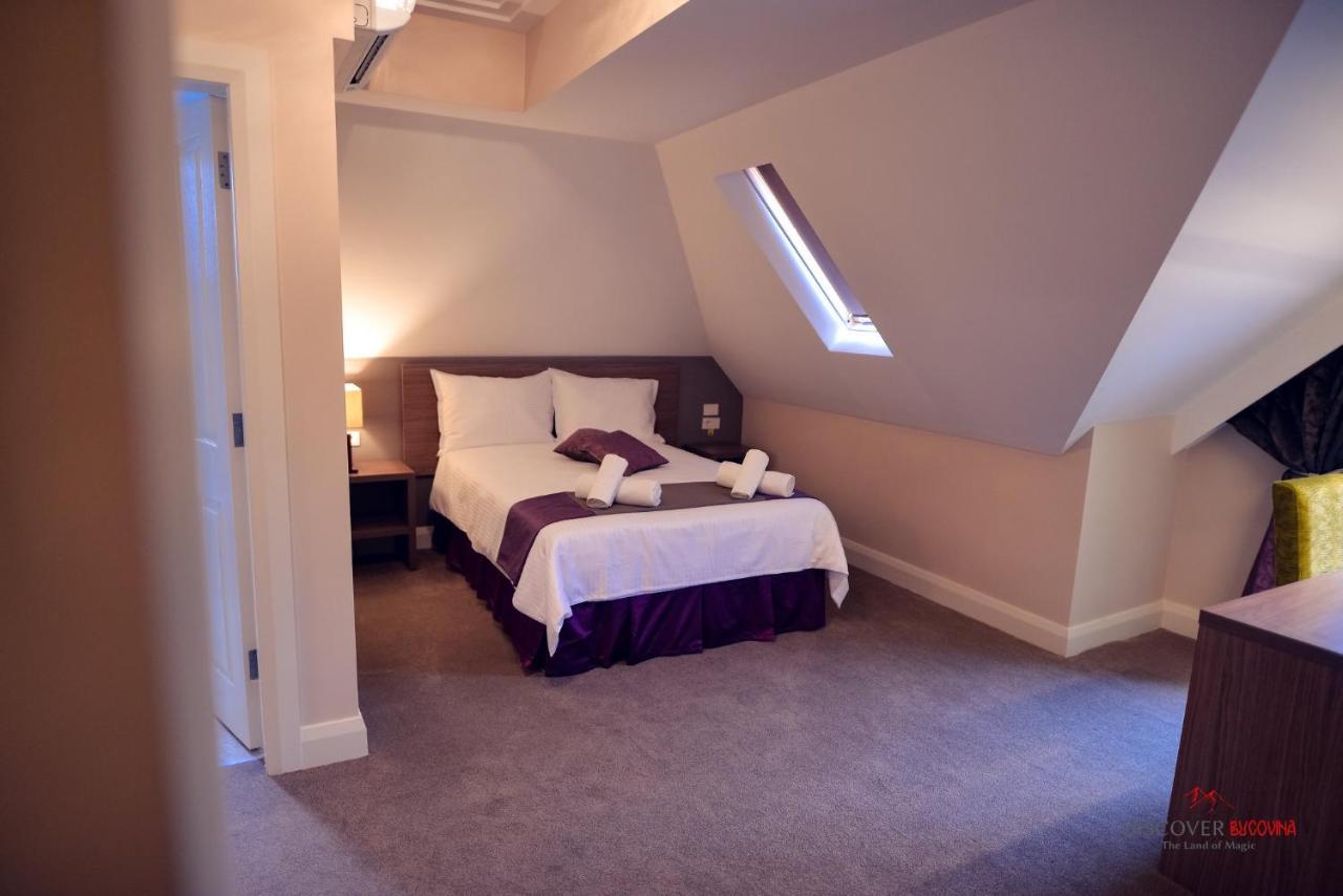 Siret The Frontier Hotel מראה חיצוני תמונה